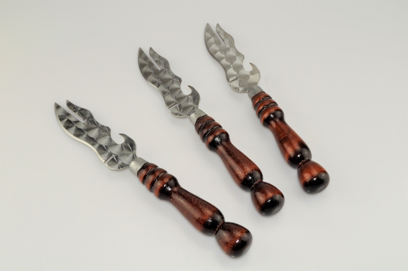 Grillmesser, Schaschlikmesser, Messer Holzgriff aus lackierter Buche mit Niete